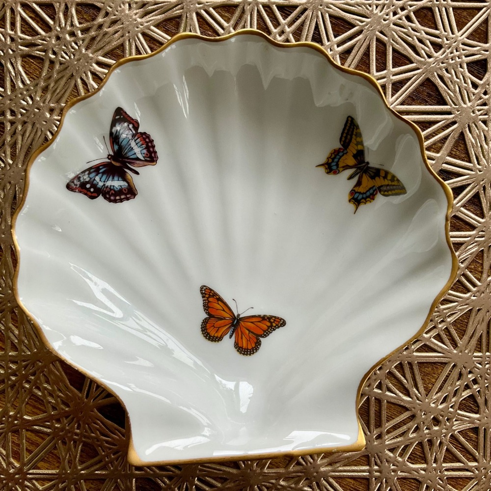 Limoges France Porcelain Shell‎ Dish Butterfly Scalloped Gold Rim Vintage Decor